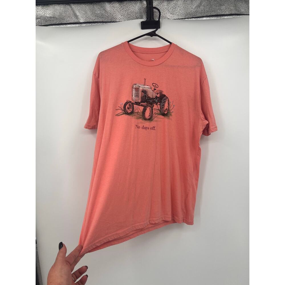 Women's Pink XL graphic t shirt Tractor "No Days Off" Farm Country Western